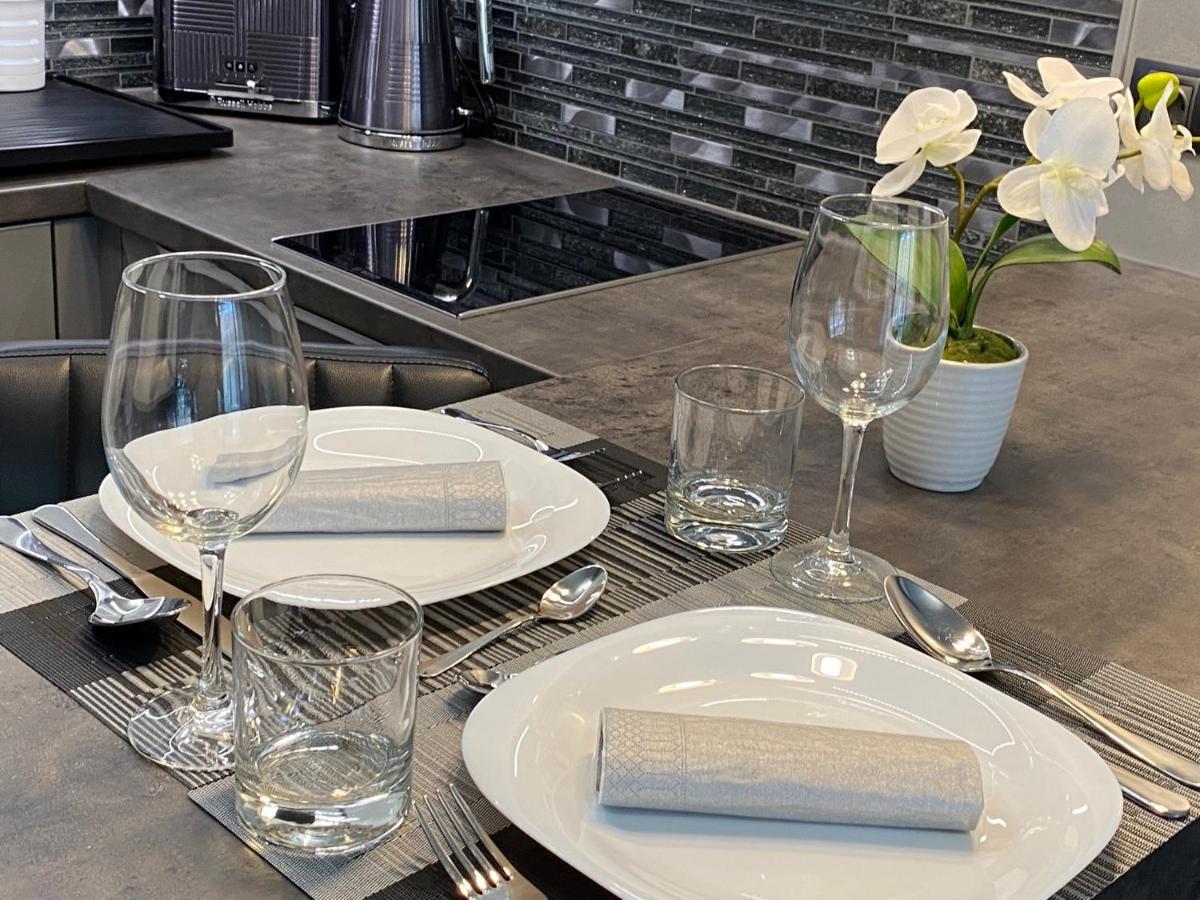 Noir Silvery Apartman 세게드 외부 사진