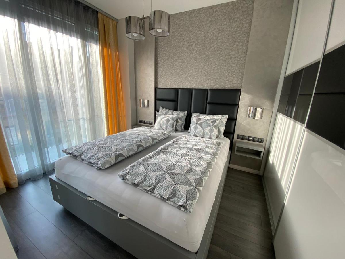 Noir Silvery Apartman 세게드 외부 사진